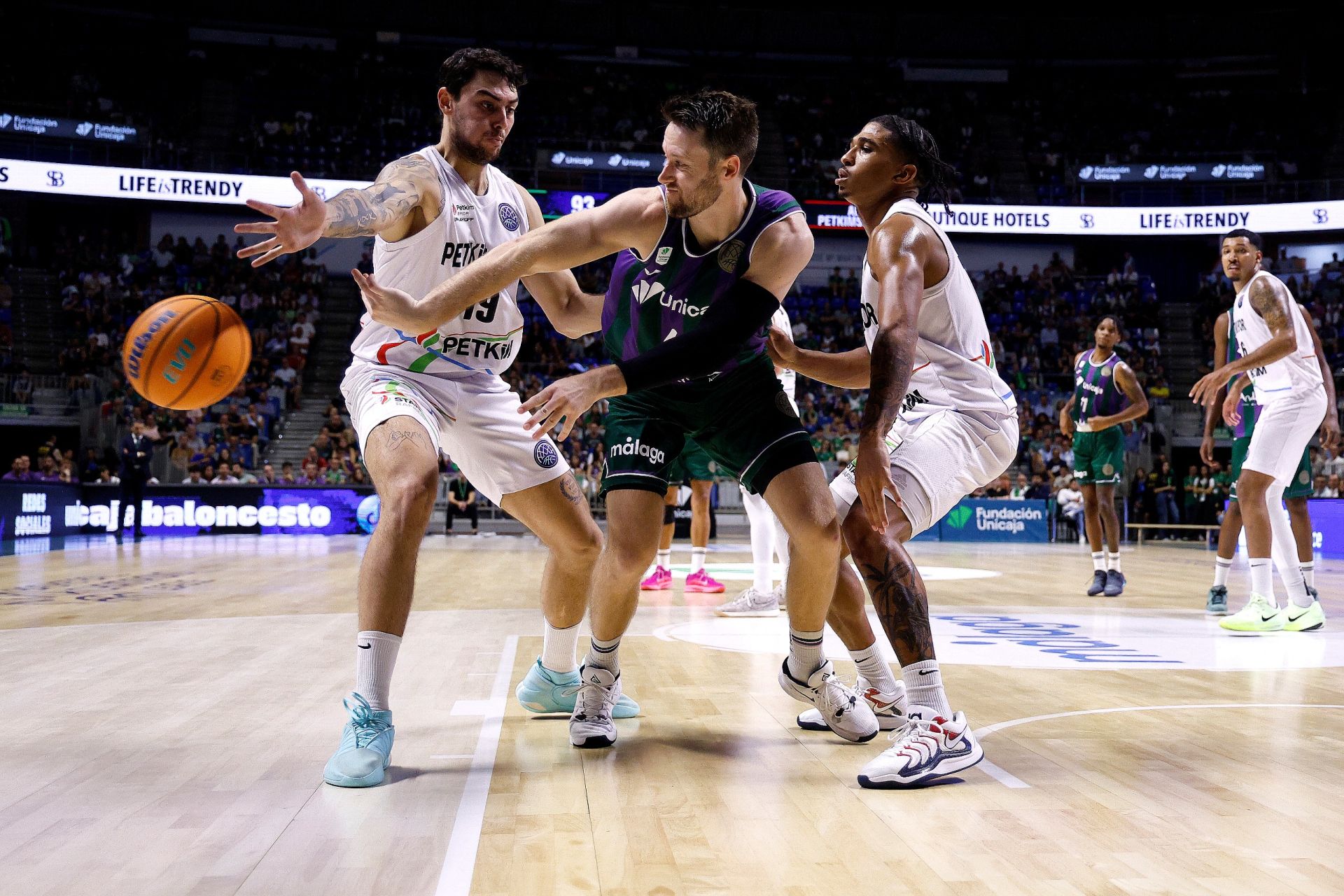 El Unicaja - Aliaga Petkimspor. en imágenes