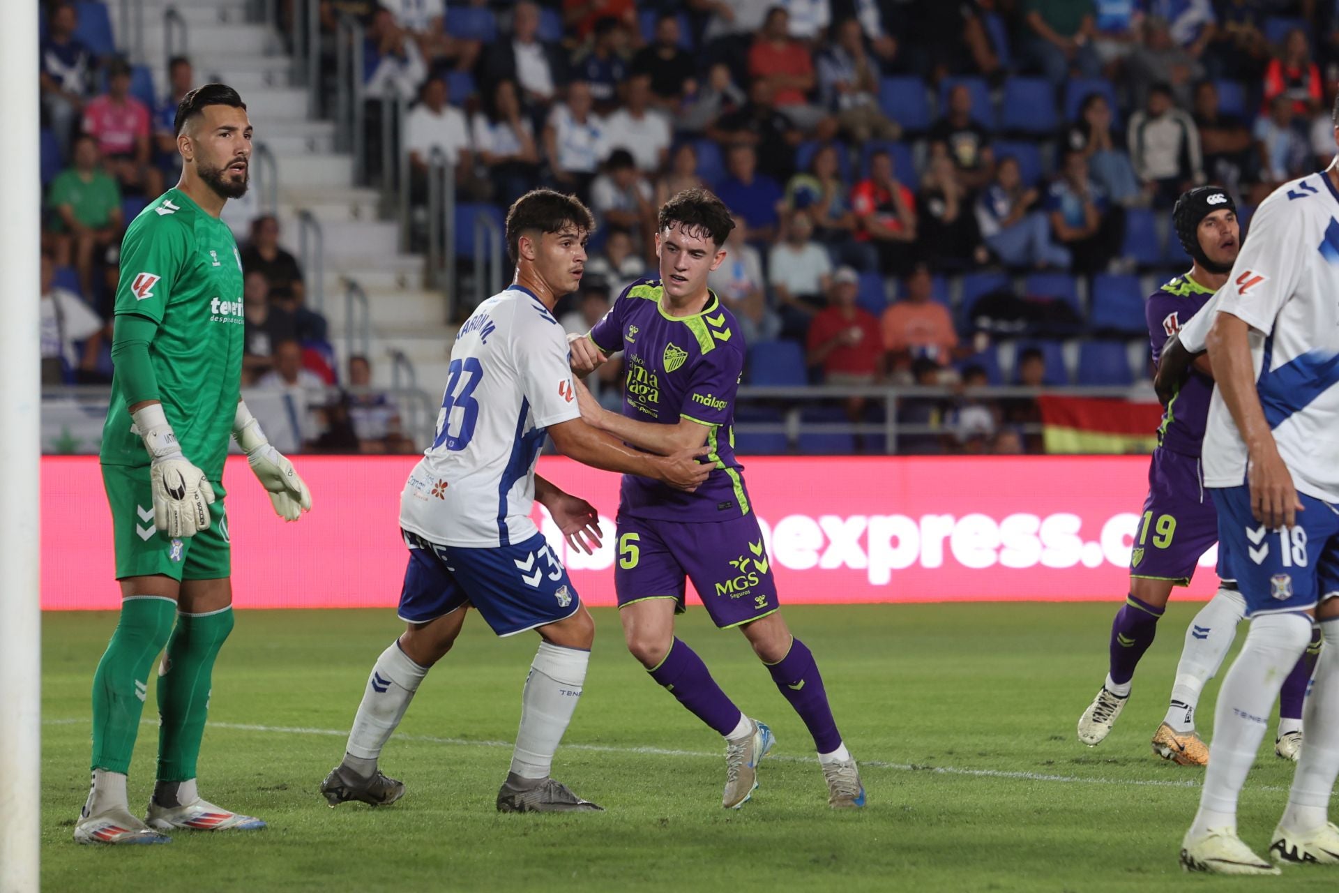 El Tenerife-Málaga, en imágenes
