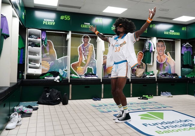 Perry, en el interior del vestuario del Unicaja.
