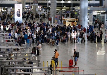 La tormenta eléctrica causa retrasos en los vuelos en el aeropuerto de Málaga