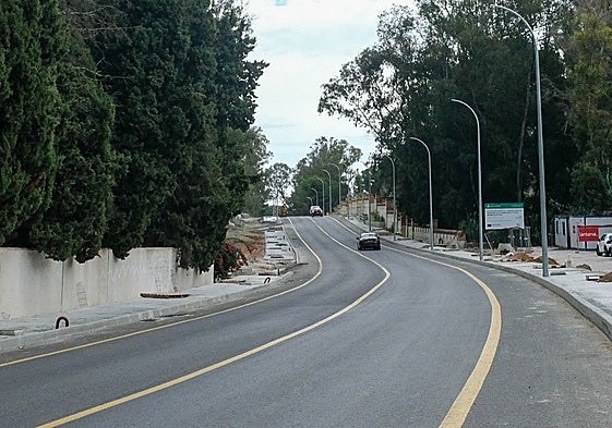 Un tramo de la carretera de Istán permanecerá cortado hasta finalizar las obras.