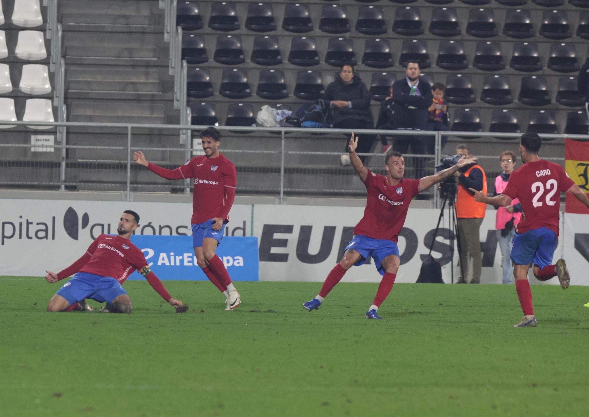 Las mejores imágenes del Estepona-Málaga en Copa del Rey