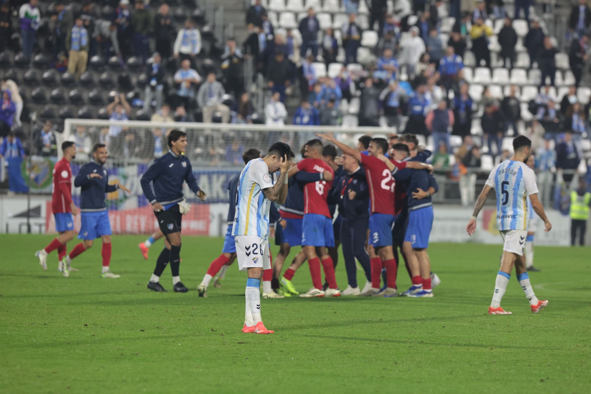 Las mejores imágenes del Estepona-Málaga en Copa del Rey