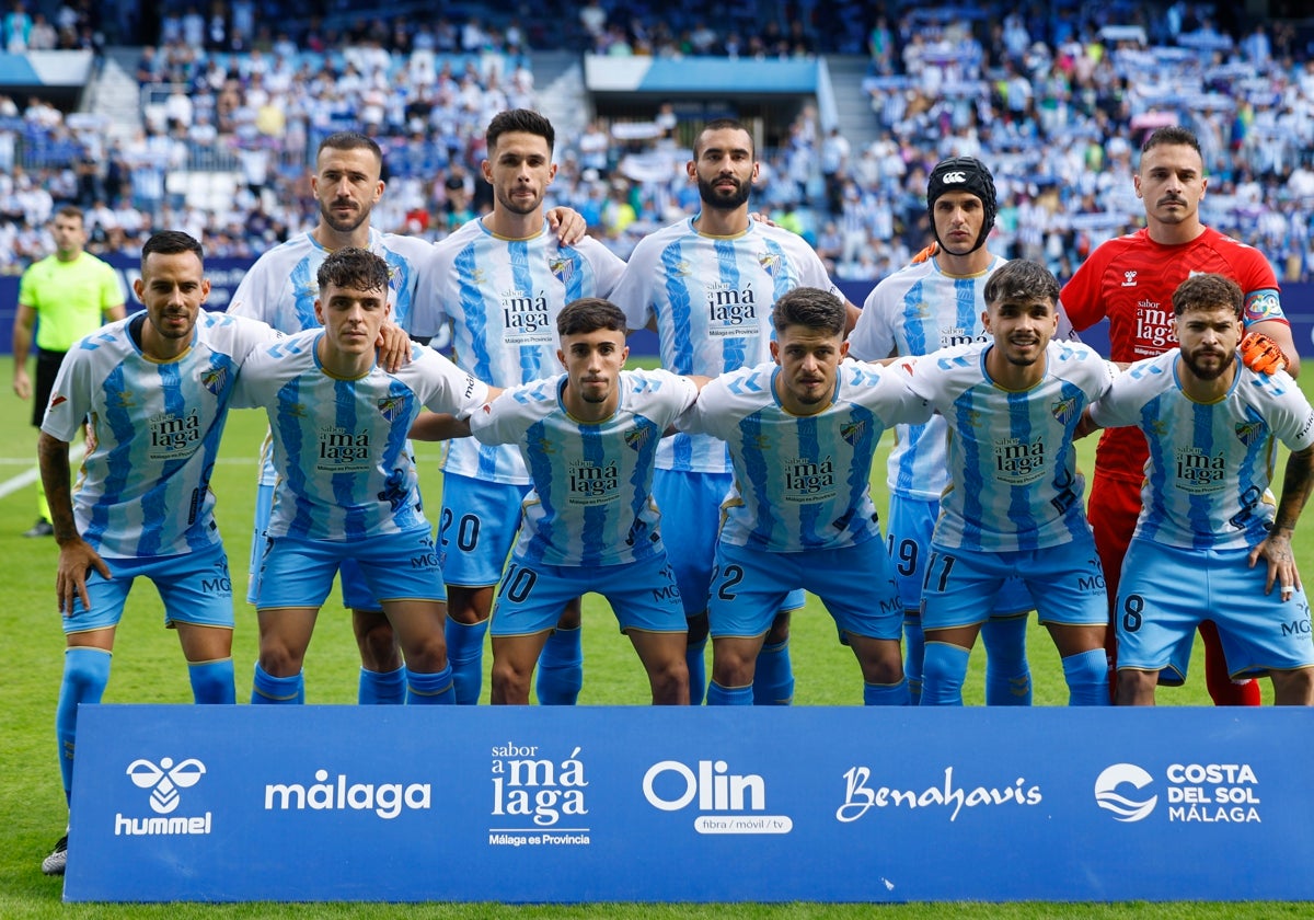 El último once liguero del Málaga, frente al Eibar.
