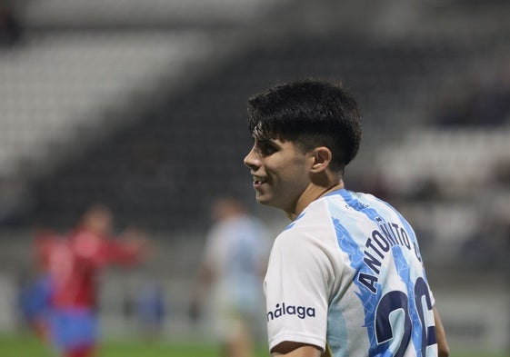 Antoñito Cordero, en el duelo copero en La Línea ante el Estepona.