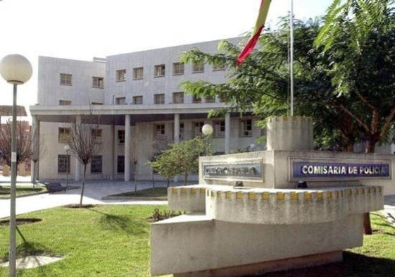 Intenta clavar un destornillador a otro hombre tras discutir por una deuda