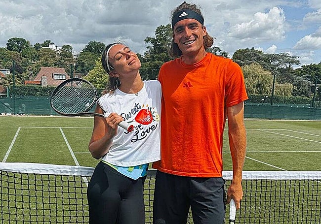 Paula Badosa y Stefanos Tsitsipas, que superaron una ruptura en su relación y se dejan ver mucho juntos en las redes sociales.