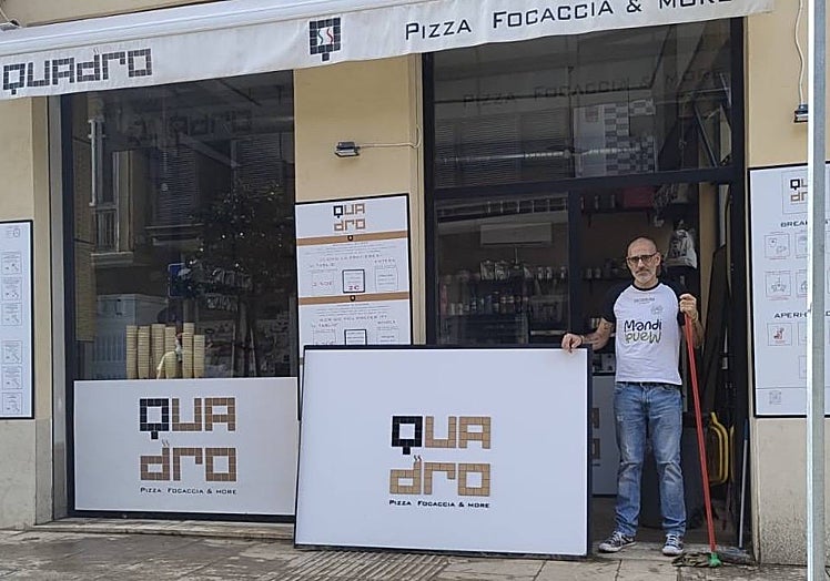 El propietario de Quadro, Salvatore La Rocca, esta tarde en su local.