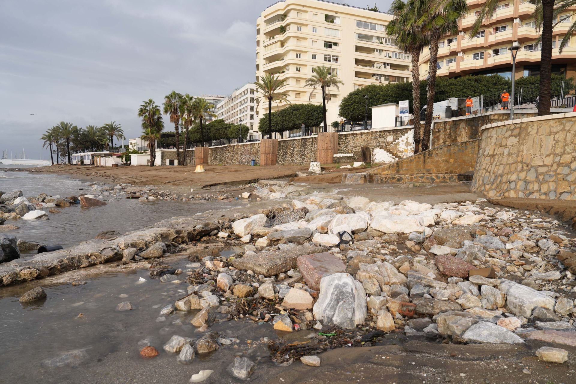 Playas de Marbella tras la DANA.