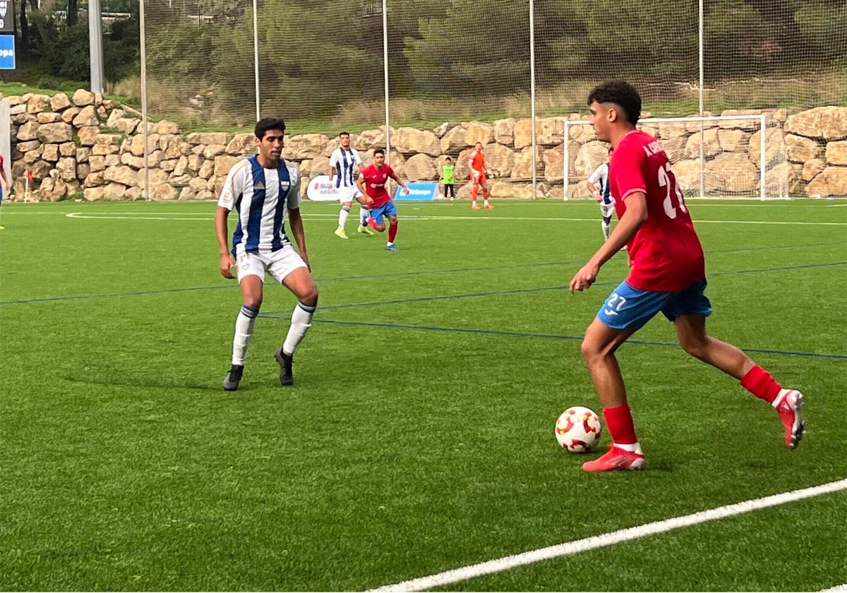 Carrasco, jugador del Estepona.