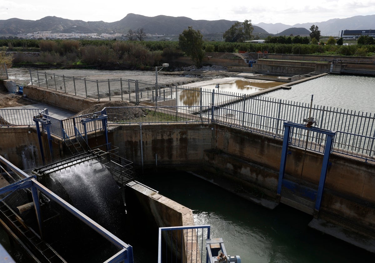 El agua que desemboca en el Guadalhorce desde el Grande se aprovecha solo parcialmente en Aljaima.