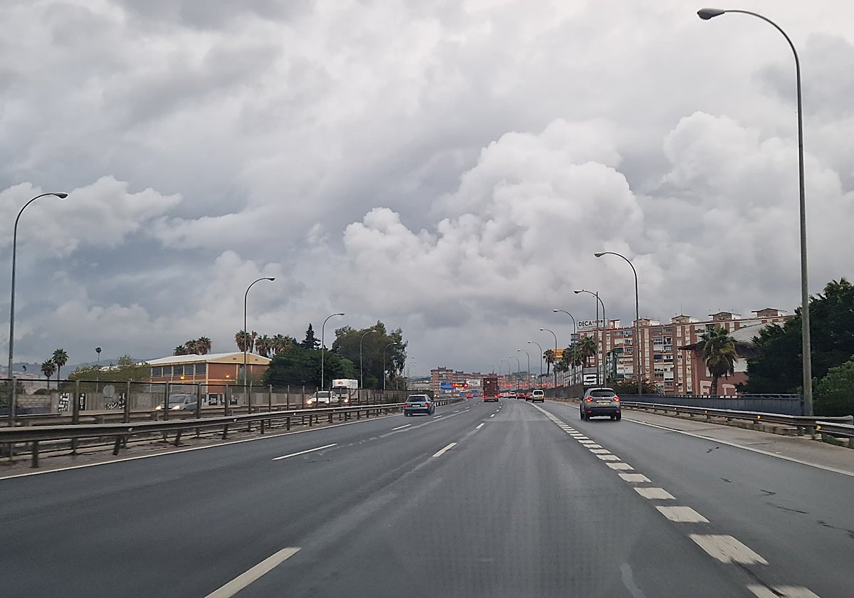 La Ronda Oeste de Málaga, con un tráfico anormalmente escaso el pasado miércoles, 13.