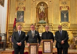 José Carlos Garín, Juan Miguel Martín, José Ferrary y Jesús Díaz durante el acto.