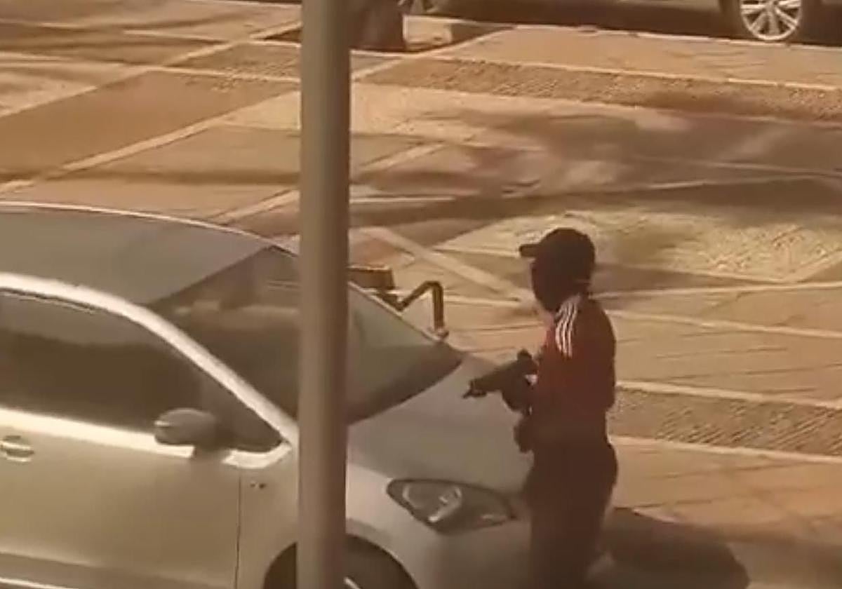 Resuelto el tiroteo con un subfusil que sembró el pánico en Marbella