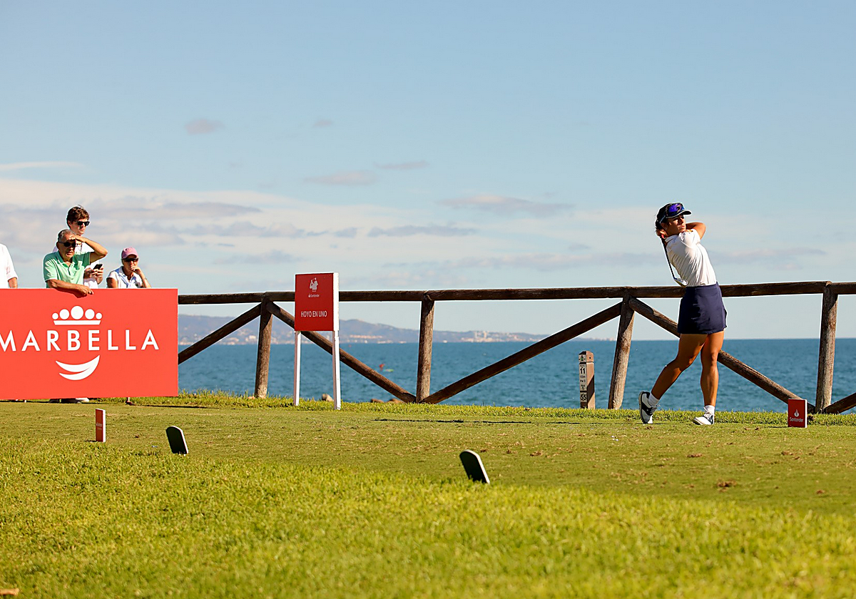 Ana Peláez continua líder tras segunda jornada del Nacional de profesionales