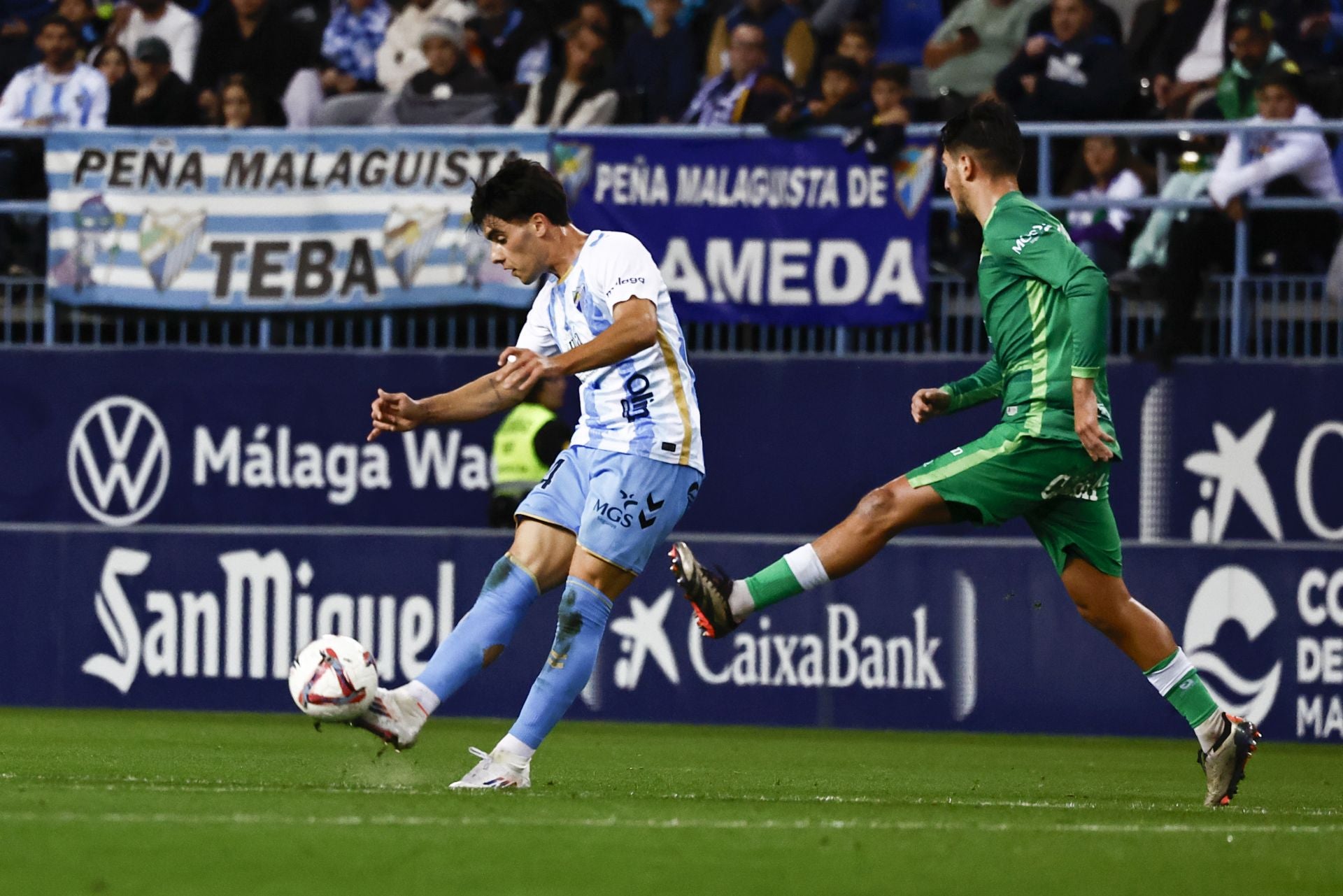 El Málaga - Racing, en imágenes