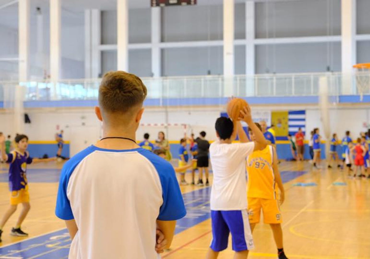 Entrenamiento de baloncesto.