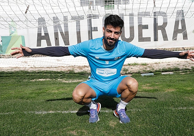 Chema Núñez, futbolista del Antequera.
