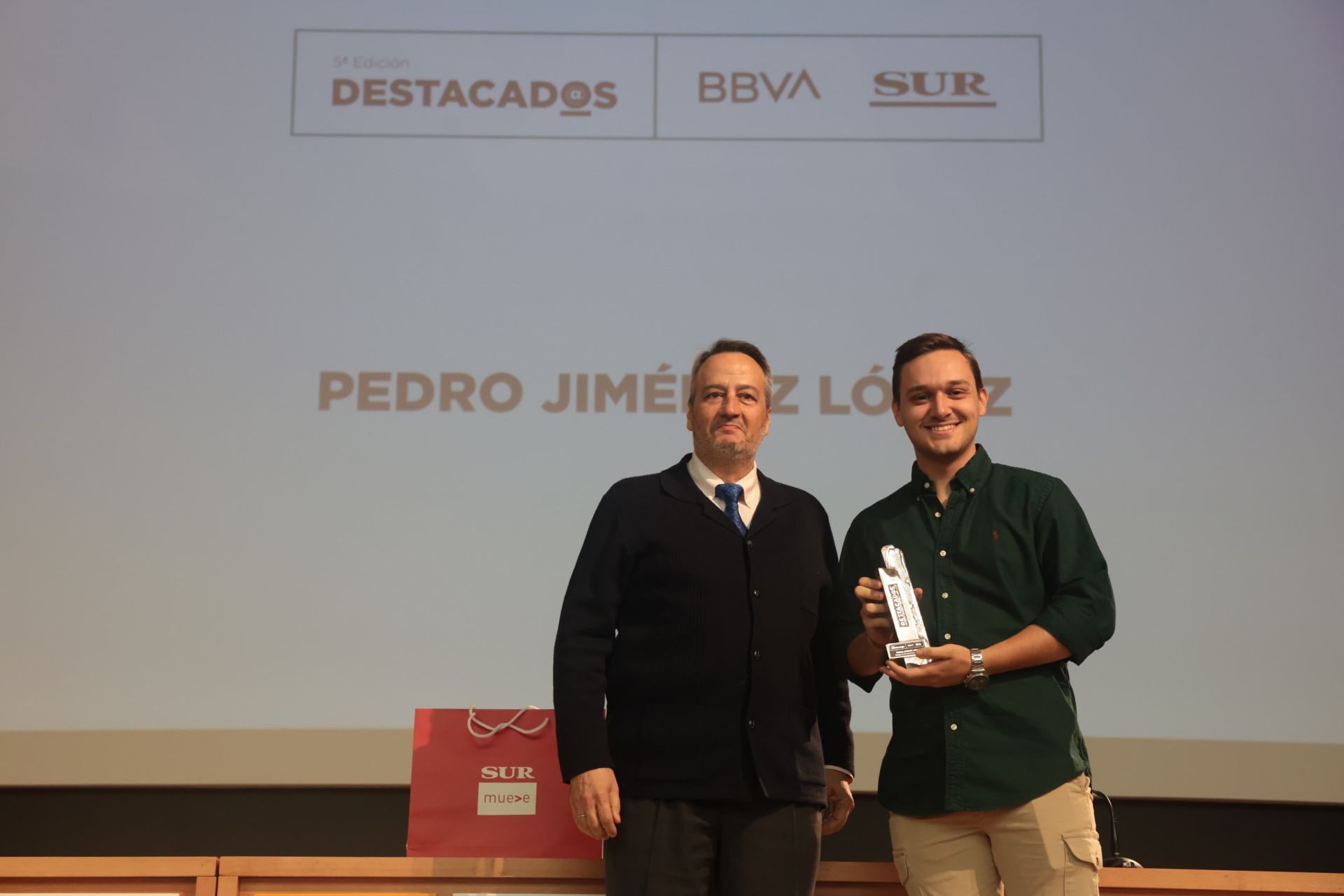 Entrega de los premios Destacad@s de BBVA y SUR a los alumnos de la UMA con los mejores expedientes