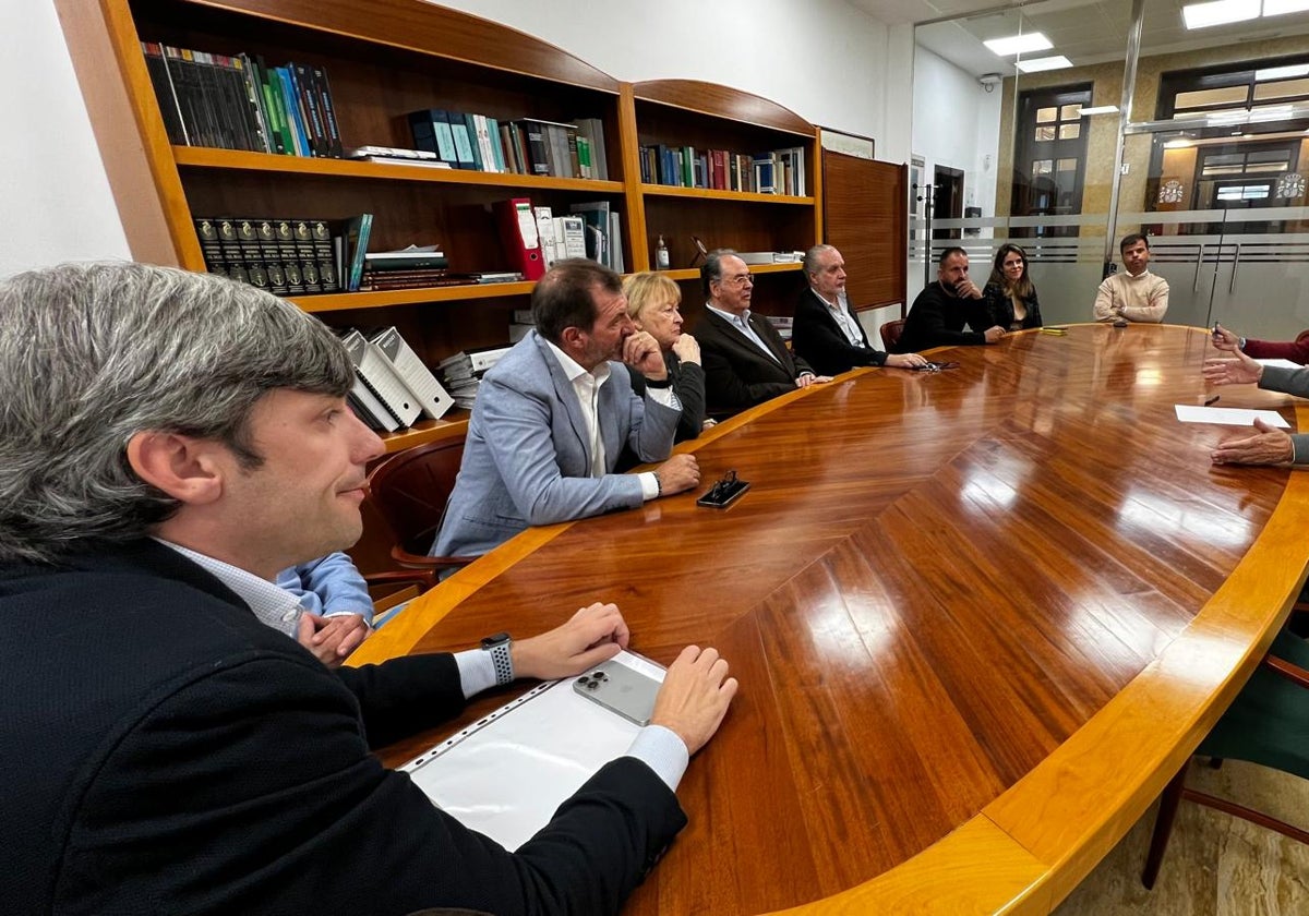 Aseguran que en 2025 saldrán a licitación los espigones de Marbella y San Pedro para la estabilización de sus playas