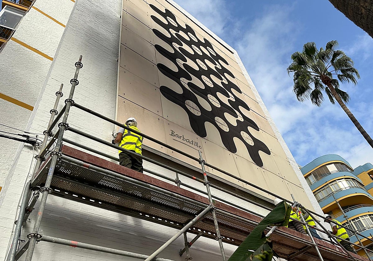 La primera intervención es en el mural de Barbadillo.