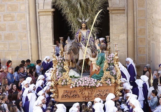 El Señor a su entrada en Jerusalén saliendo de San Agustín el Domingo de Ramos de 2023