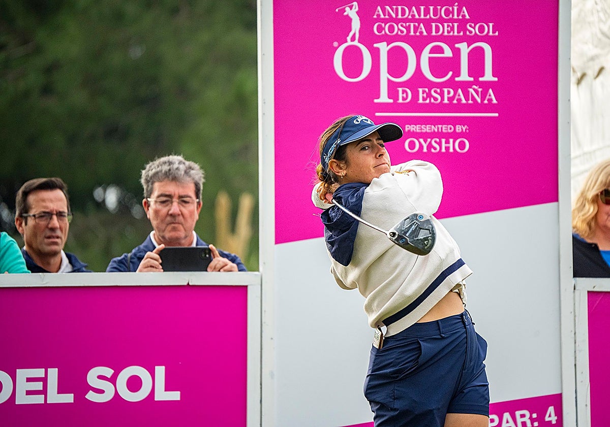 Imagen principal - Carlota Ciganda revoluciona el Open de España en un mal día de Ana Peláez