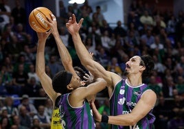 El Unicaja reacciona para seguir líder de la Liga Endesa (84-81)