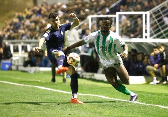 Obounet fue el nueve titular ante el Recre.