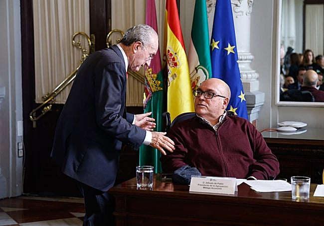 De la Torre y De Pablos, en un  momento durante el acto.