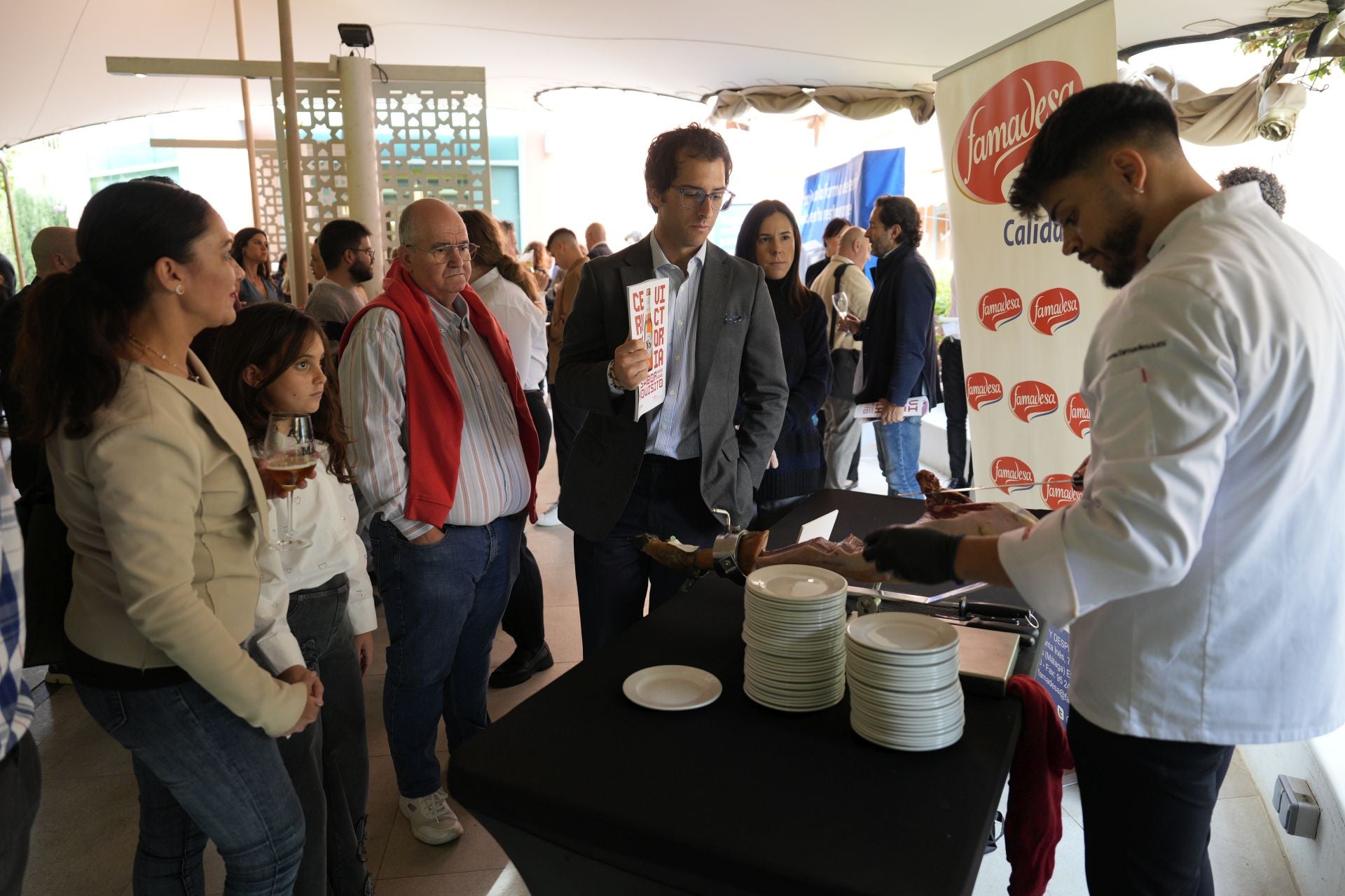 La presentación de la novena edición de la guía &#039;Quién es quién en la gastronomía de Málaga 2025&#039;, en imágenes