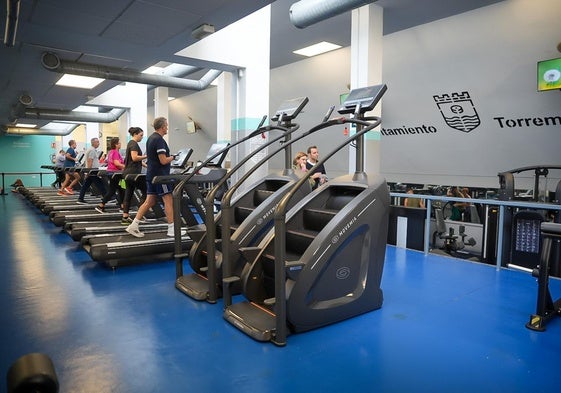 Nuevas  máquinas instaladas en el gimnasio municipal.