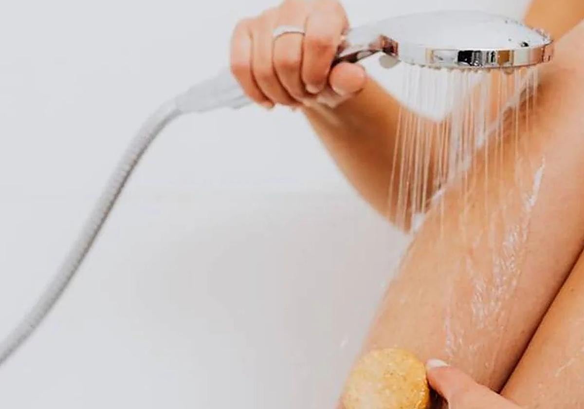 Sanidad retira un gel de ducha a la venta en un popular supermercado por una bacteria