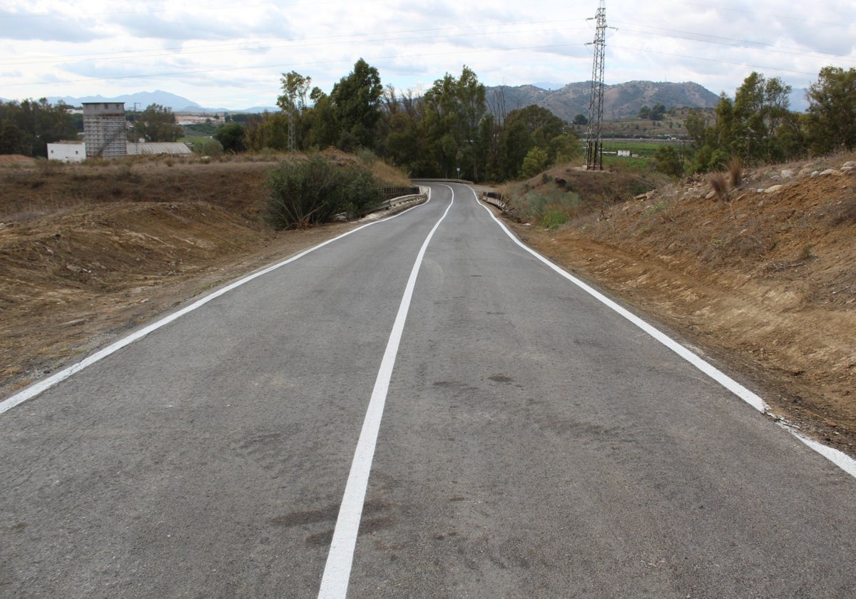 Pizarra reabre el Camino Villalón más de un mes después de la DANA