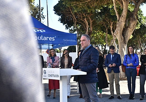 Elías Bendodo, durante el acto de la Constitución en Torremolinos.