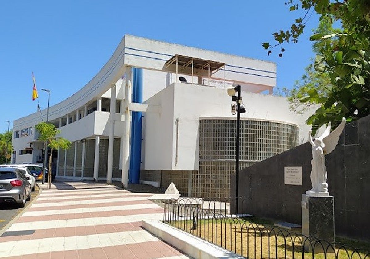 La policía resuelve el crimen de un hombre al que lanzaron desde un cuarto piso en Marbella