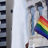 Denuncian a un policía local de San Roque por «incitar al odio» contra el colectivo LGTBI