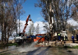 Tareas de acondicionamiento en los pozos de Aljaima el pasado febrero.