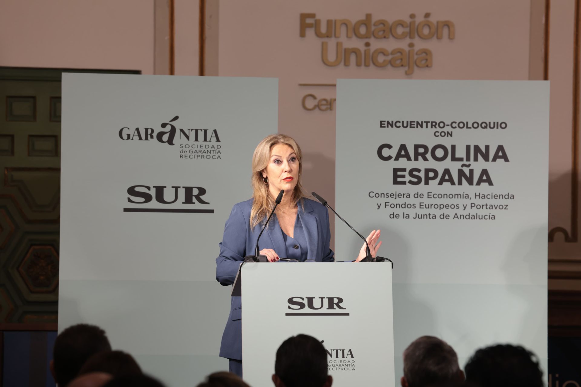 Encuentro con Carolina España, consejera de Economía y Hacienda de la Junta de Andalucía