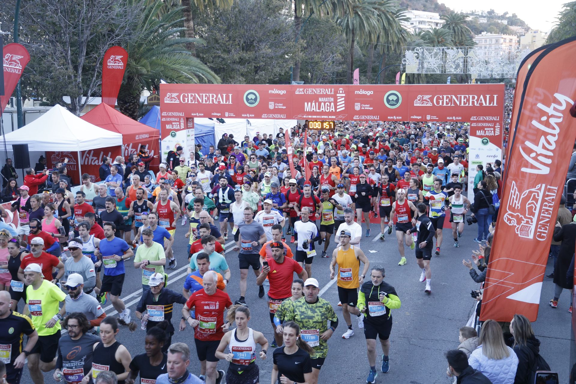 Las mejores imágenes del Generali Maratón de Málaga 2024