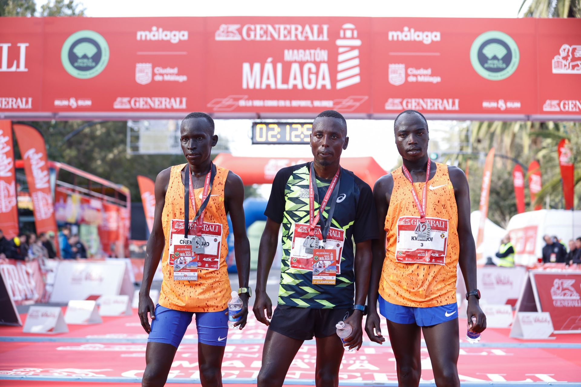 Las mejores imágenes del Generali Maratón de Málaga 2024