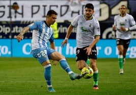 Rubén Castro, en el partido frente al Racing en su temporada como jugador del Málaga.