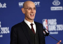 El comisionado de la NBA, Adam Silver.