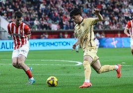 Julen Lobete, en el duelo del sábado ante el Sporting.