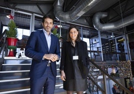 José Luis Rojo De Luque, socio de Ciberseguridad de Consulting de EY; y Mariluz Aguilera López, directora de EY GDS Spain.