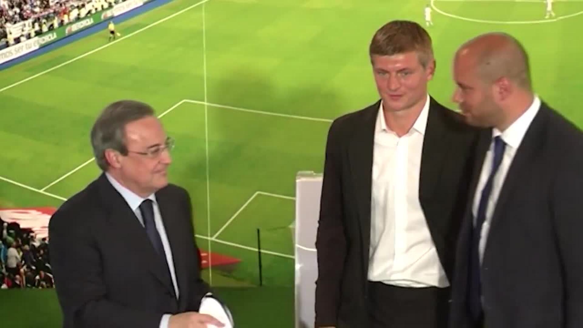 El centrocampista del Real Madrid Toni Kroos anuncia su retirada tras la Eurocopa