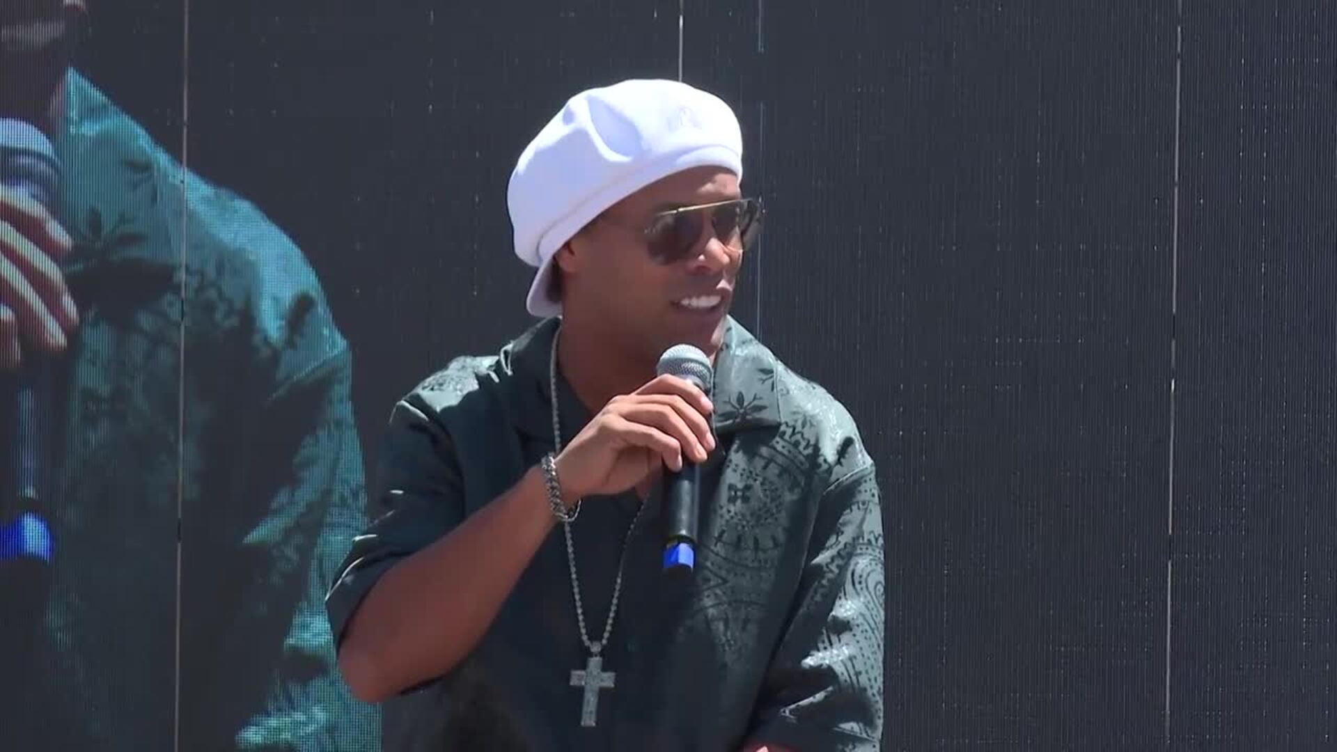 Ronaldinho: "Castelldefels es mi casa"