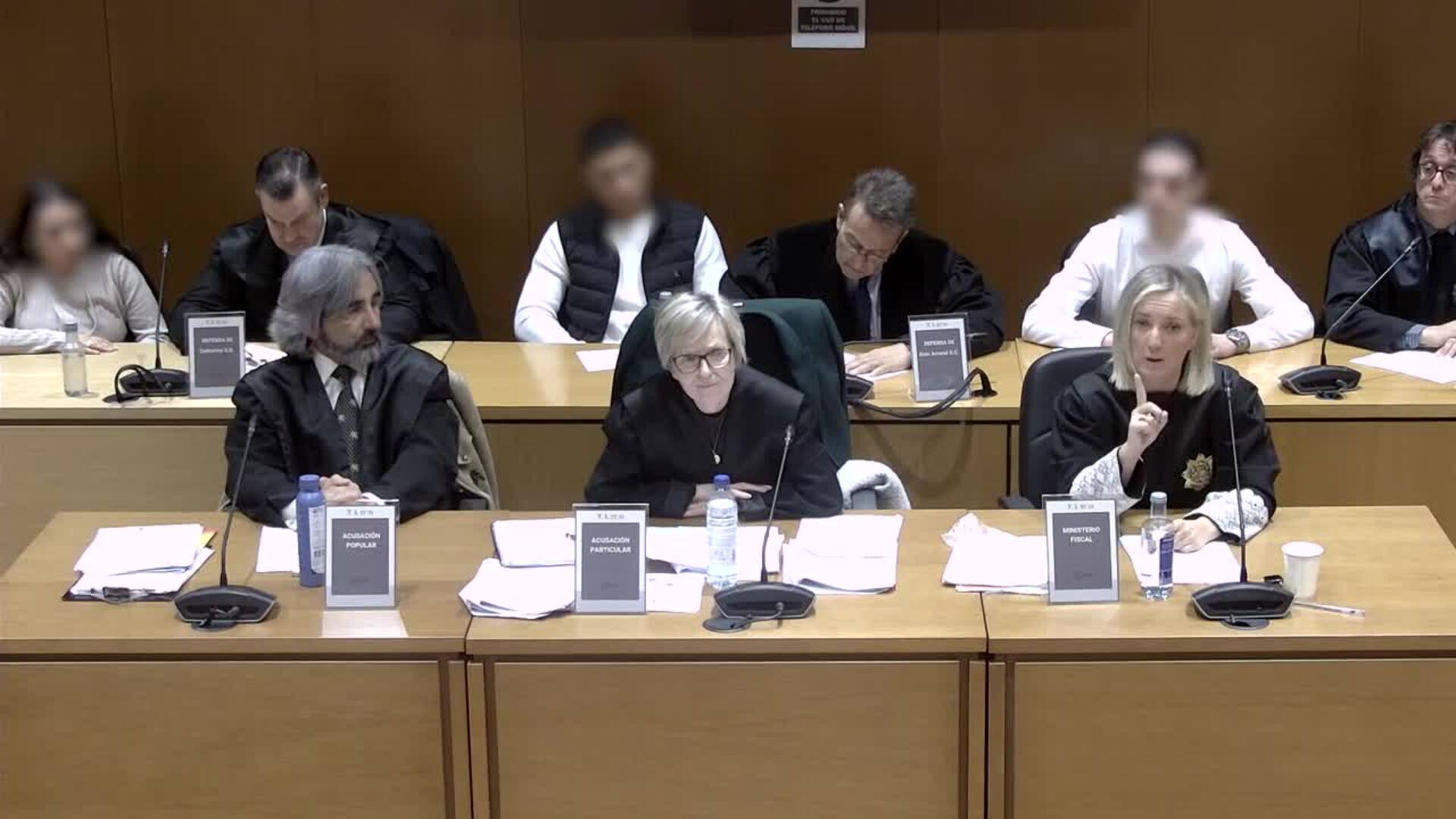 Fiscalía compara con una "manada de lobos" a los acusados del crimen de Samuel