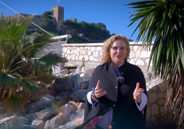 La alcaldesa de Fuengirola, Ana Mula, durante su discurso.