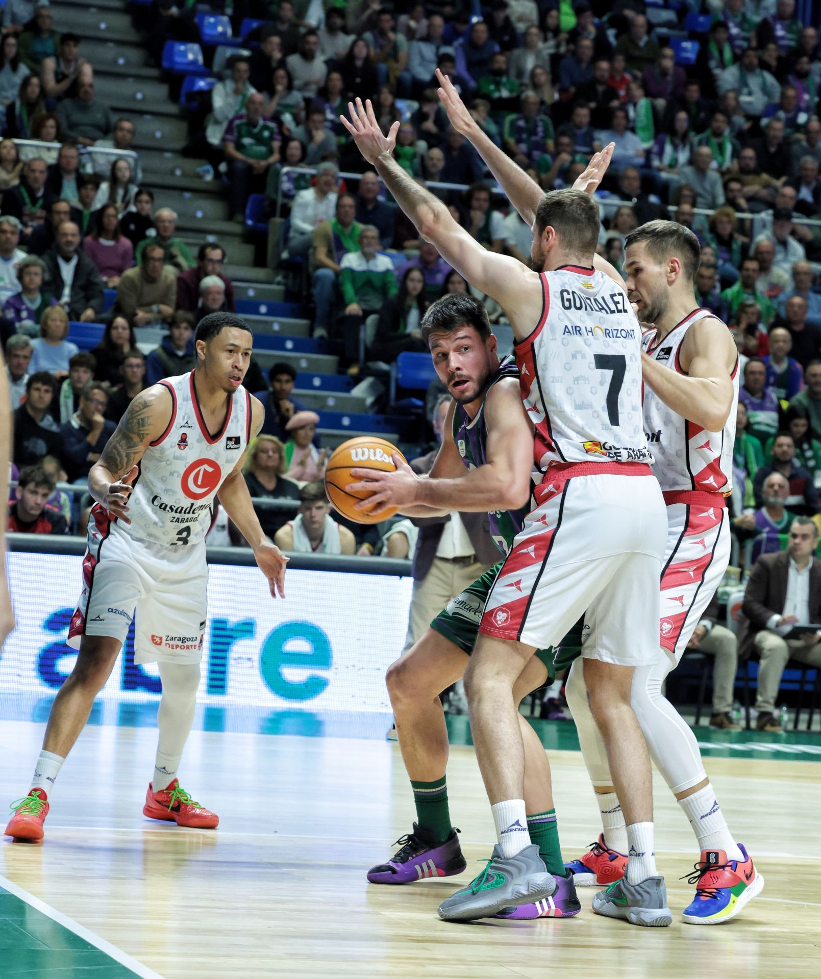 Las mejores imágenes del Unicaja-Casademont Zaragoza